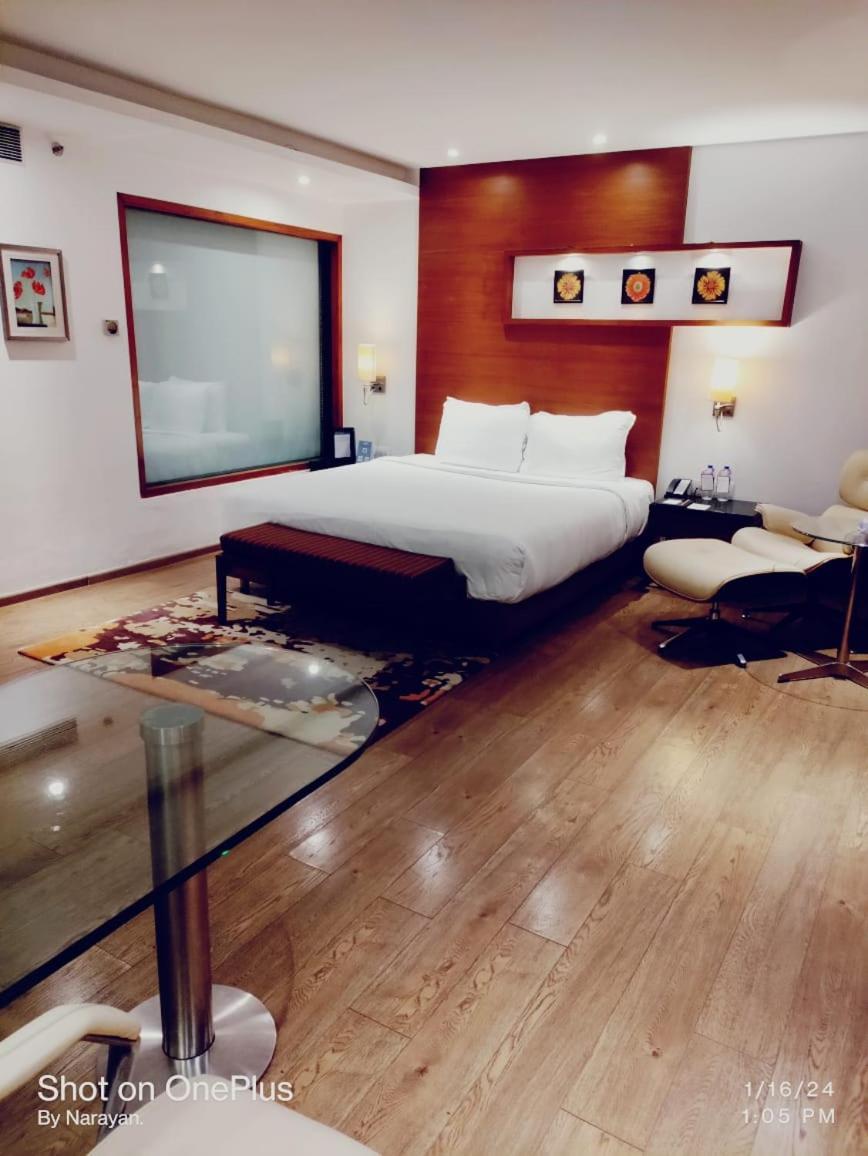 Country Inn & Suites By Radisson 나비뭄바이 외부 사진